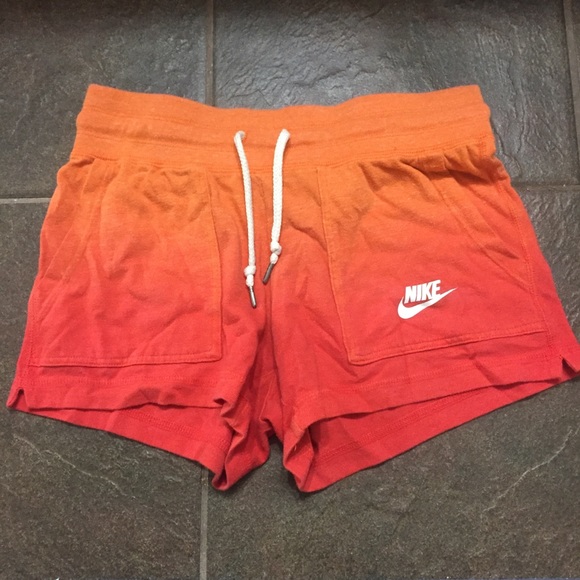 nike short sweats